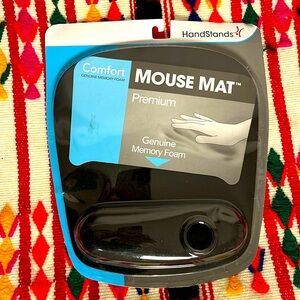 NWT NIP Handstands ergonomic, memory foam mouse pad black